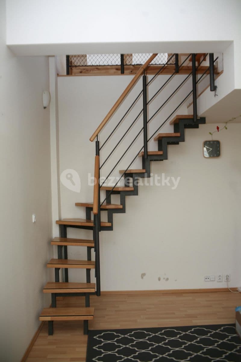 Pronájem bytu 1+kk 48 m², Jabloňová, Praha, Praha Pronájem bytu 1+kk 48 m², Jabloňová, Praha, Praha