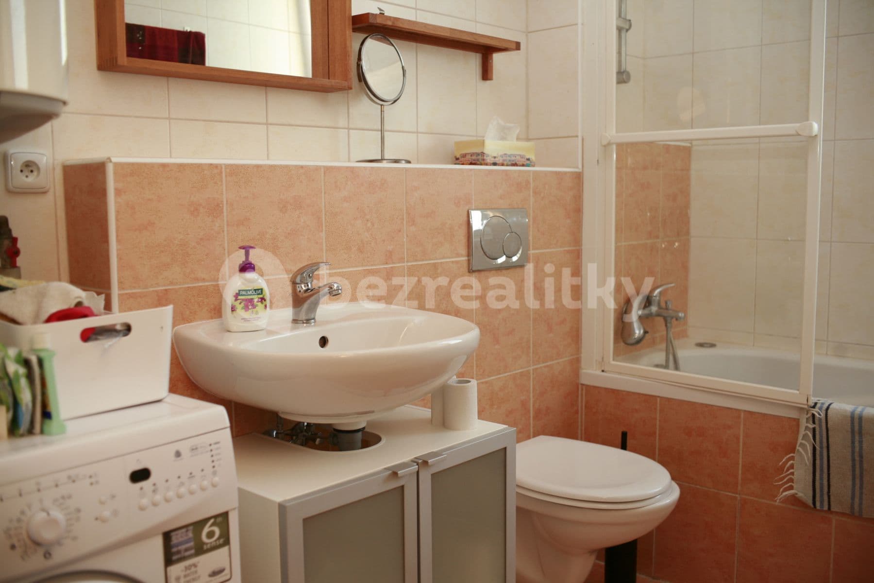 Pronájem bytu 1+kk 48 m², Jabloňová, Praha, Praha Pronájem bytu 1+kk 48 m², Jabloňová, Praha, Praha
