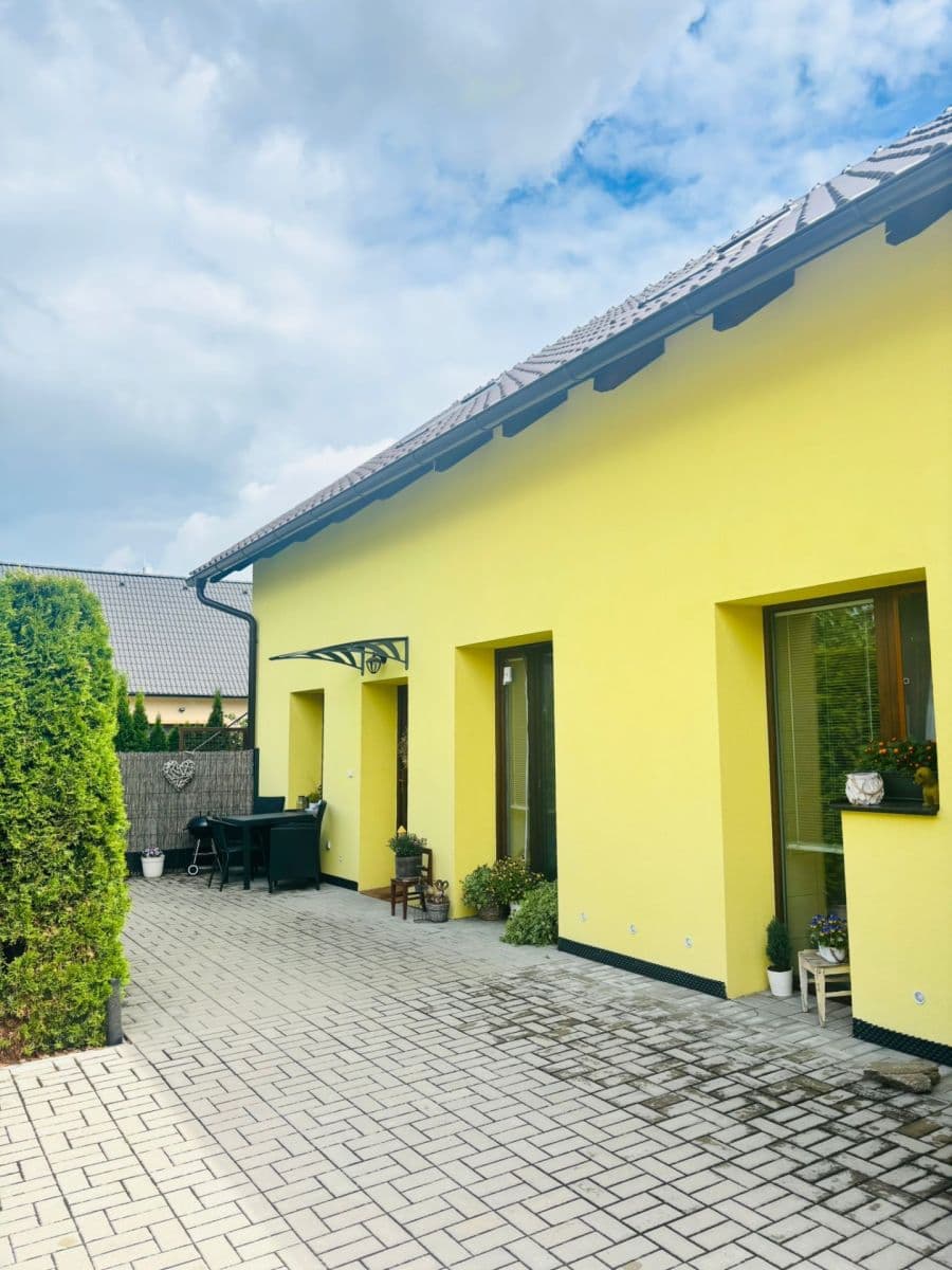 Pronájem bytu 2+kk 51 m², Průběžná, Poděbrady, Středočeský kraj Pronájem bytu 2+kk 51 m², Průběžná, Poděbrady, Středočeský kraj