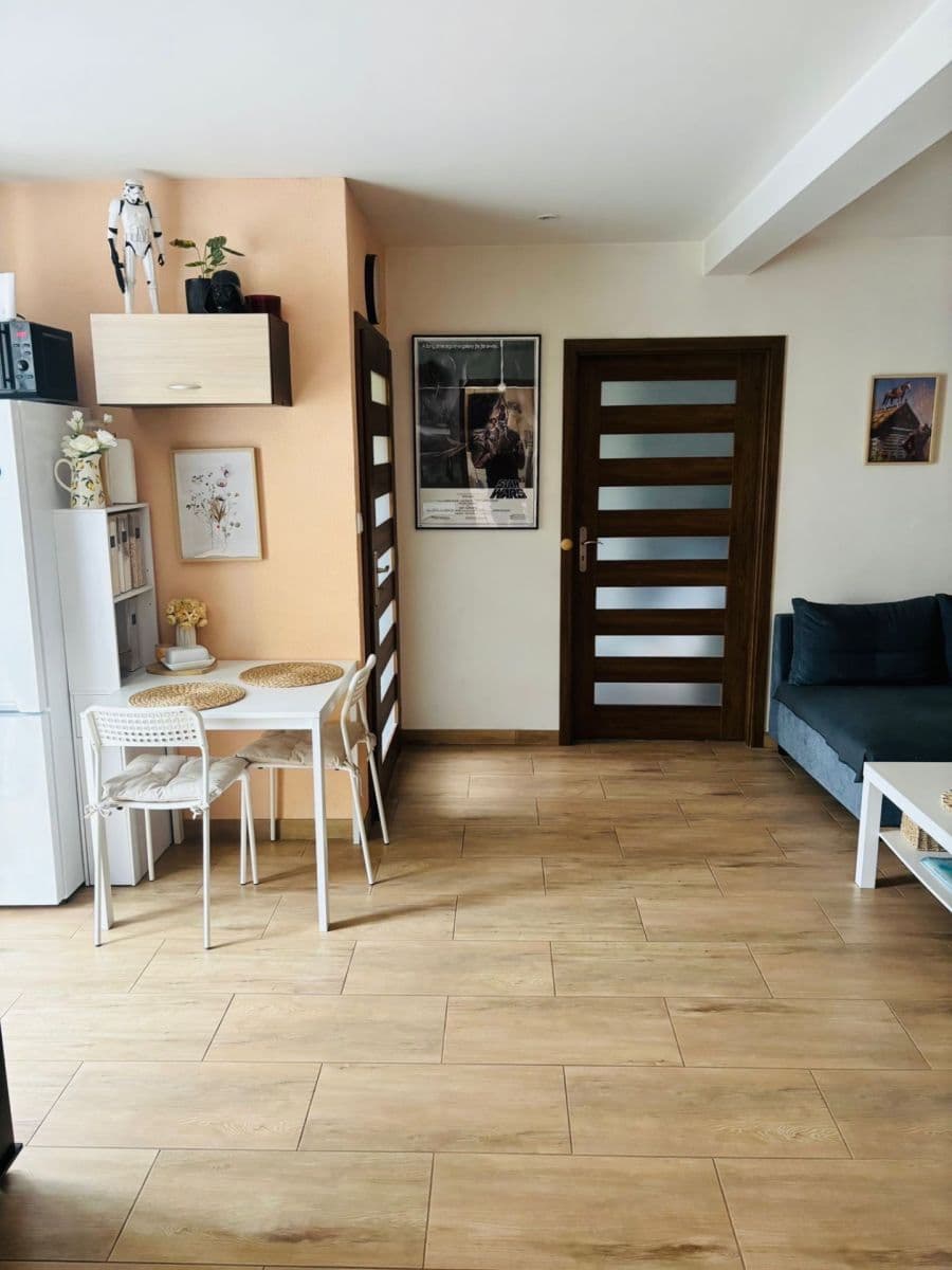 Pronájem bytu 2+kk 51 m², Průběžná, Poděbrady, Středočeský kraj Pronájem bytu 2+kk 51 m², Průběžná, Poděbrady, Středočeský kraj