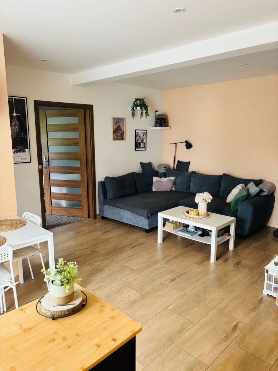 Pronájem bytu 2+kk 51 m², Průběžná, Poděbrady, Středočeský kraj Pronájem bytu 2+kk 51 m², Průběžná, Poděbrady, Středočeský kraj