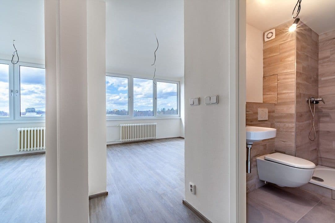 Pronájem bytu 2+kk 30 m², Hradecká, Hradec Králové, Královéhradecký kraj Pronájem bytu 2+kk 30 m², Hradecká, Hradec Králové, Královéhradecký kraj