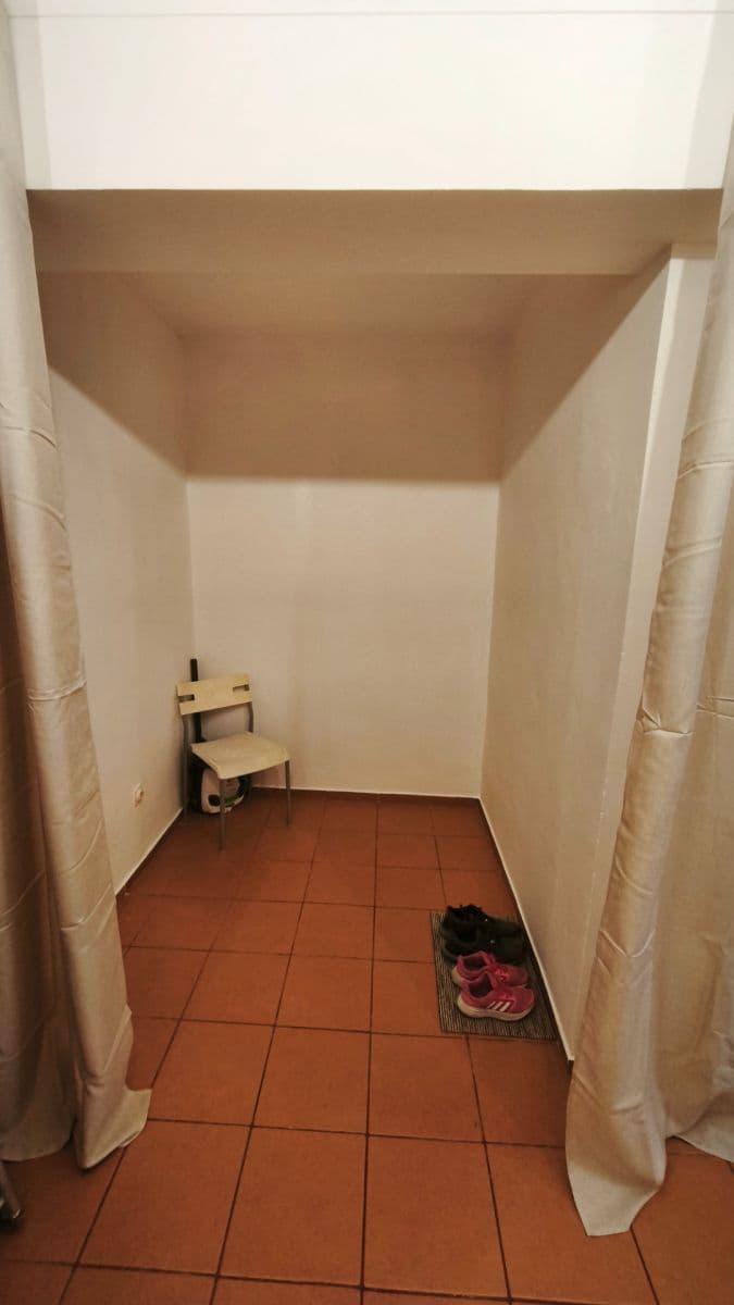 Pronájem bytu 1+kk 38 m², Kunštátská, Poděbrady, Středočeský kraj Pronájem bytu 1+kk 38 m², Kunštátská, Poděbrady, Středočeský kraj