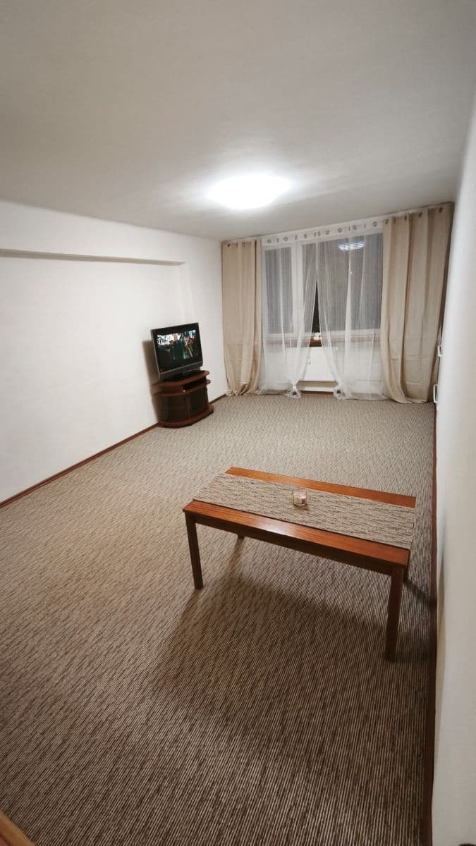 Pronájem bytu 1+kk 38 m², Kunštátská, Poděbrady, Středočeský kraj Pronájem bytu 1+kk 38 m², Kunštátská, Poděbrady, Středočeský kraj