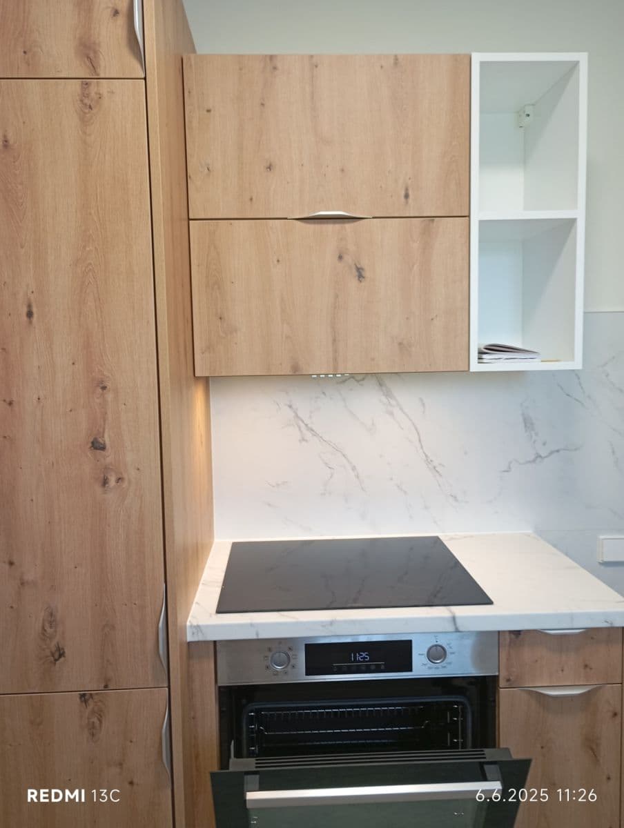 Pronájem bytu 2+1 57 m², Mezivrší, Praha, Praha Pronájem bytu 2+1 57 m², Mezivrší, Praha, Praha