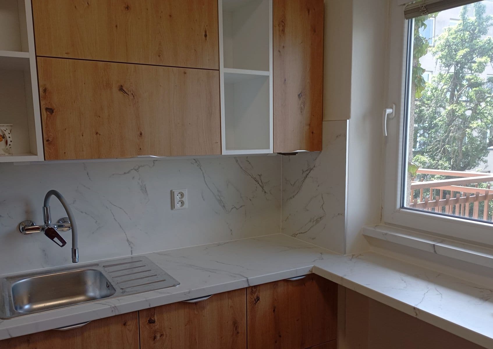 Pronájem bytu 2+1 57 m², Mezivrší, Praha, Praha Pronájem bytu 2+1 57 m², Mezivrší, Praha, Praha