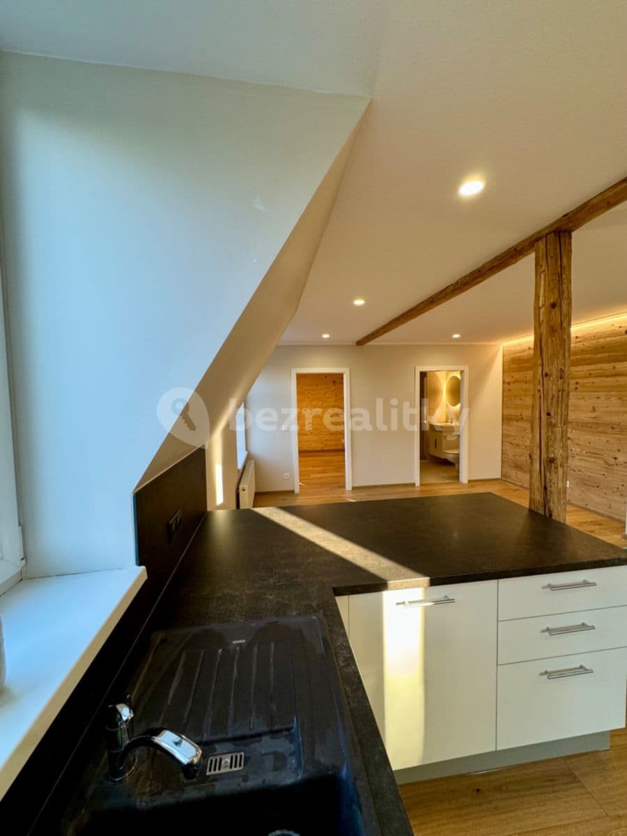 Pronájem bytu 4+kk 97 m², Smetanova, Jablonec nad Nisou, Liberecký kraj Pronájem bytu 4+kk 97 m², Smetanova, Jablonec nad Nisou, Liberecký kraj