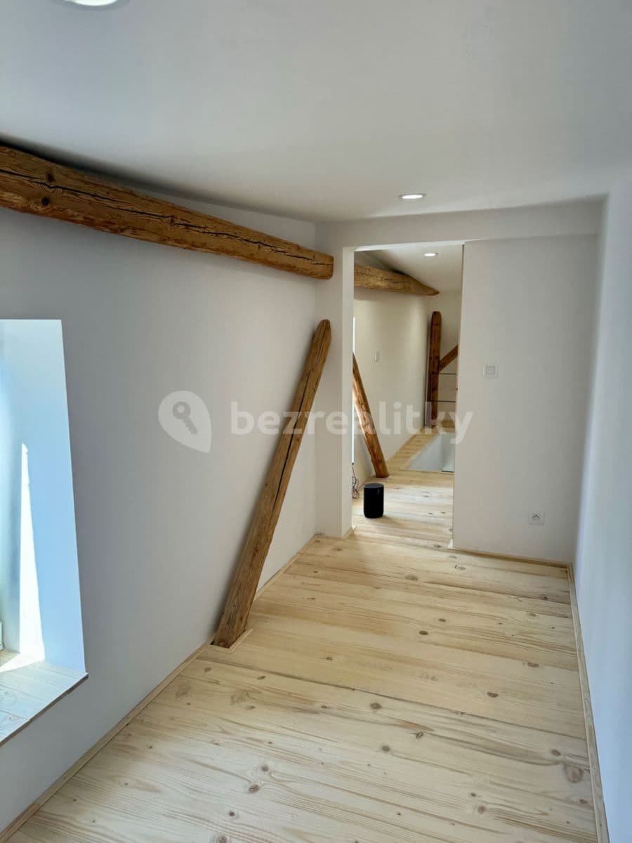 Pronájem bytu 4+kk 97 m², Smetanova, Jablonec nad Nisou, Liberecký kraj Pronájem bytu 4+kk 97 m², Smetanova, Jablonec nad Nisou, Liberecký kraj