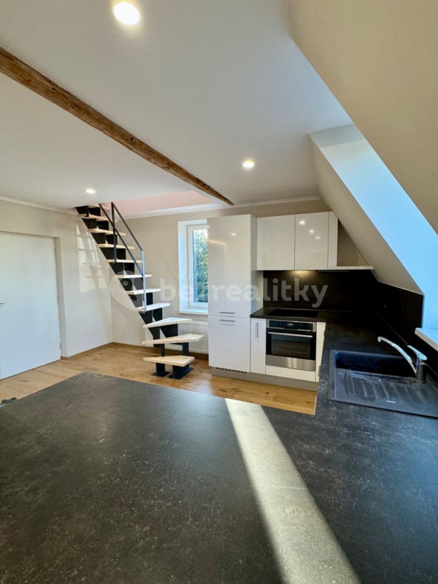 Pronájem bytu 4+kk 97 m², Smetanova, Jablonec nad Nisou, Liberecký kraj Pronájem bytu 4+kk 97 m², Smetanova, Jablonec nad Nisou, Liberecký kraj