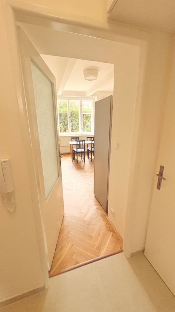 Pronájem bytu 2+kk 40 m², Na Vrstvách, Praha, Praha Pronájem bytu 2+kk 40 m², Na Vrstvách, Praha, Praha