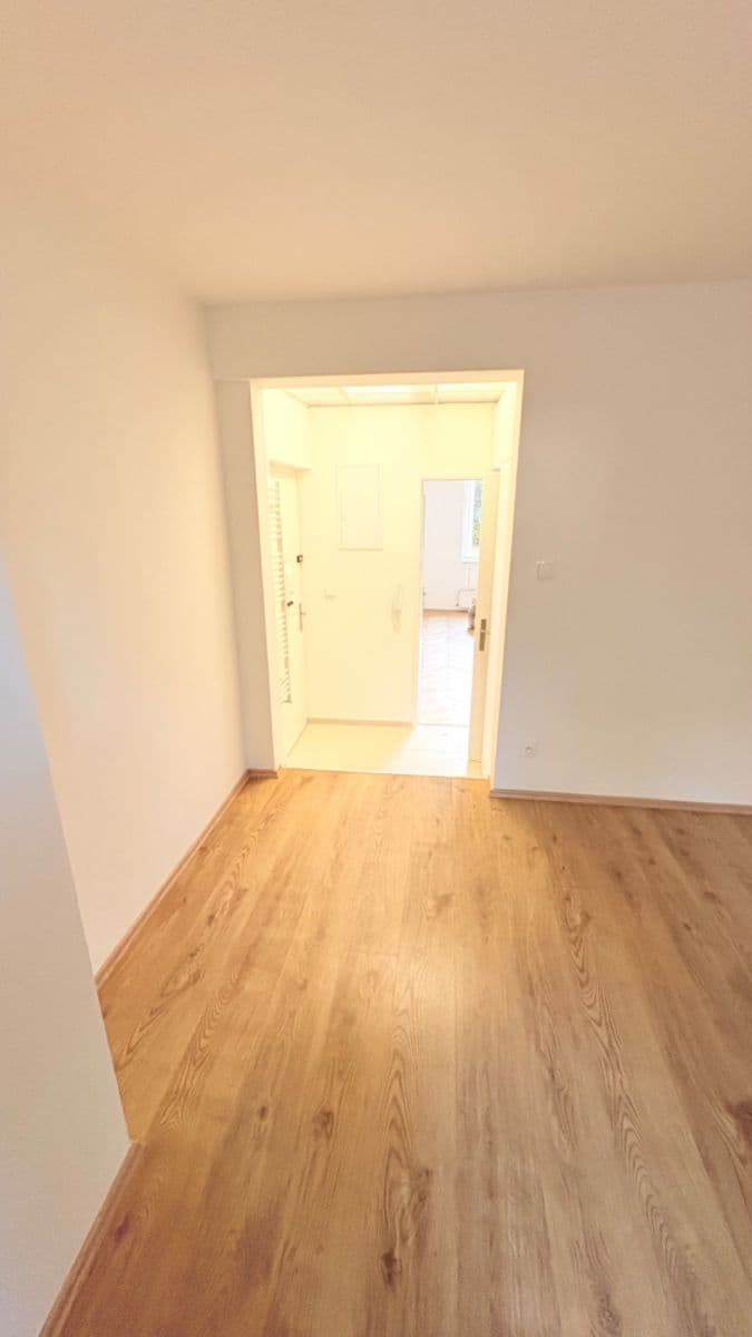 Pronájem bytu 2+kk 40 m², Na Vrstvách, Praha, Praha Pronájem bytu 2+kk 40 m², Na Vrstvách, Praha, Praha