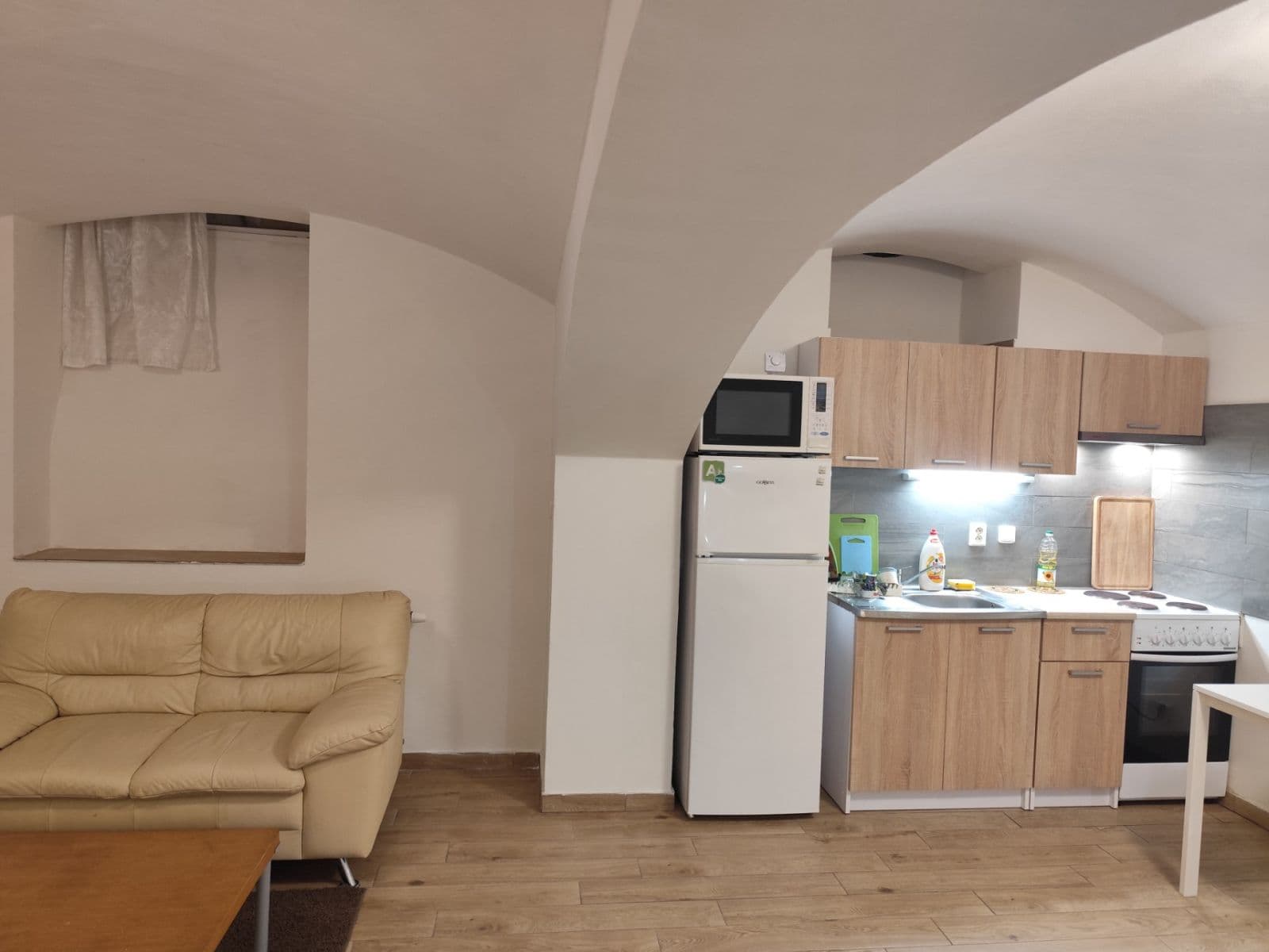Pronájem bytu 1+kk 42 m², Sudoměřská, Praha, Praha Pronájem bytu 1+kk 42 m², Sudoměřská, Praha, Praha