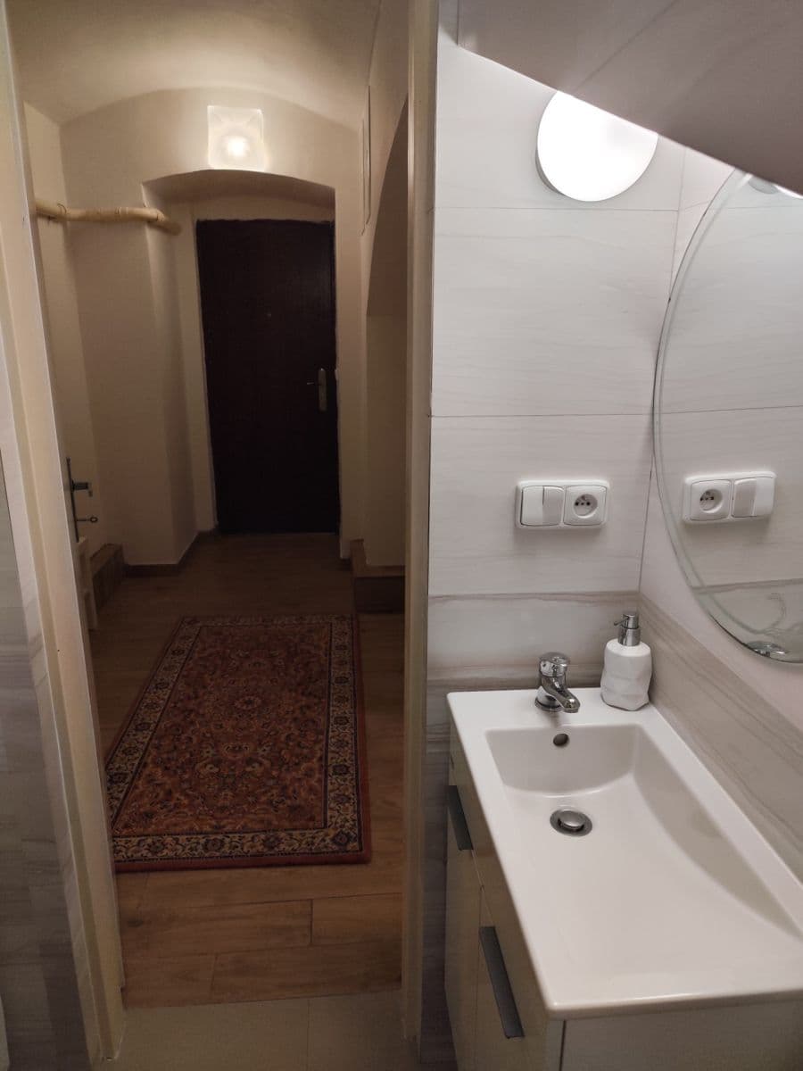 Pronájem bytu 1+kk 42 m², Sudoměřská, Praha, Praha Pronájem bytu 1+kk 42 m², Sudoměřská, Praha, Praha