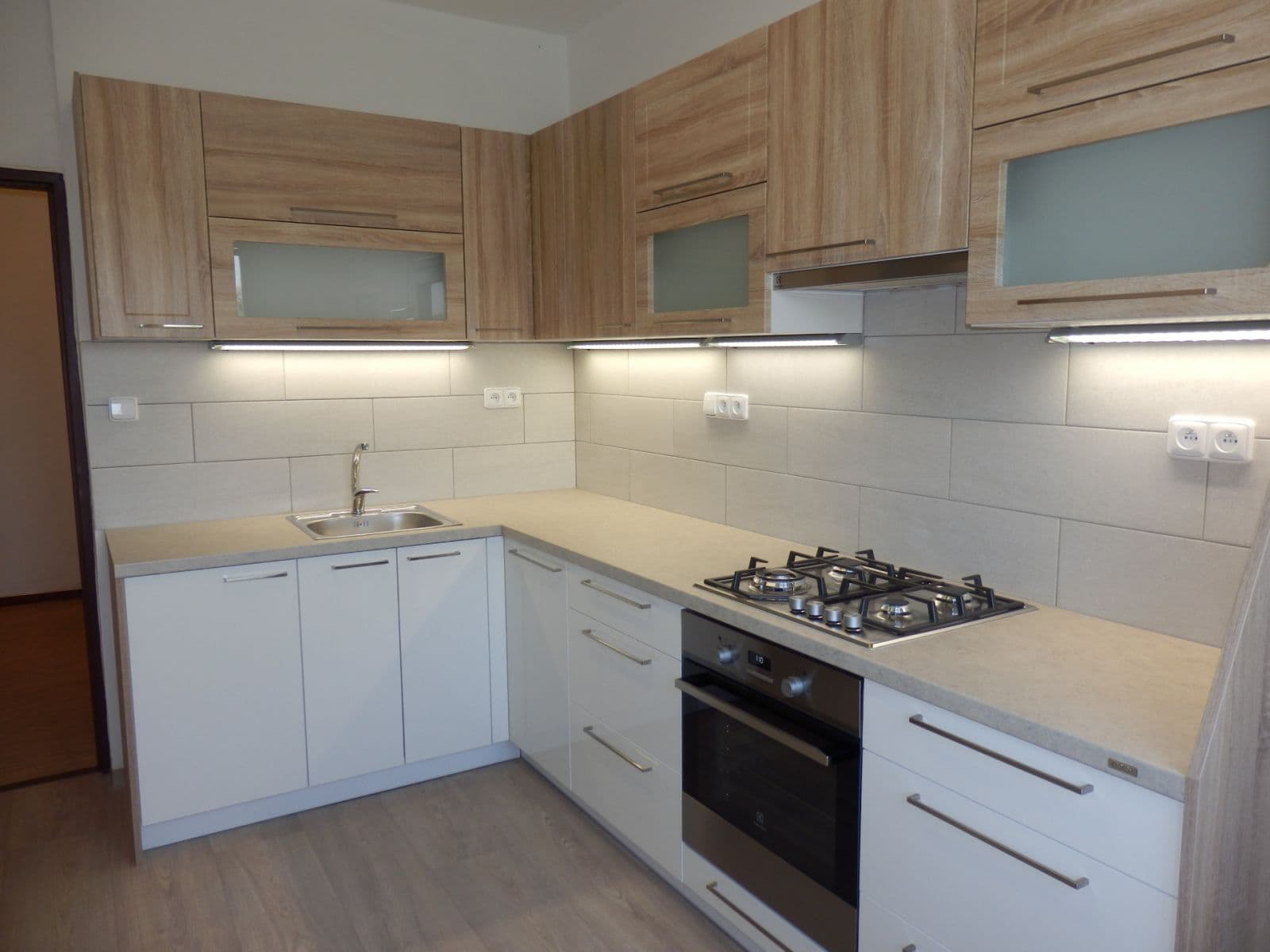Prodej bytu 2+1 64 m², Tehovská, Praha, Praha Prodej bytu 2+1 64 m², Tehovská, Praha, Praha