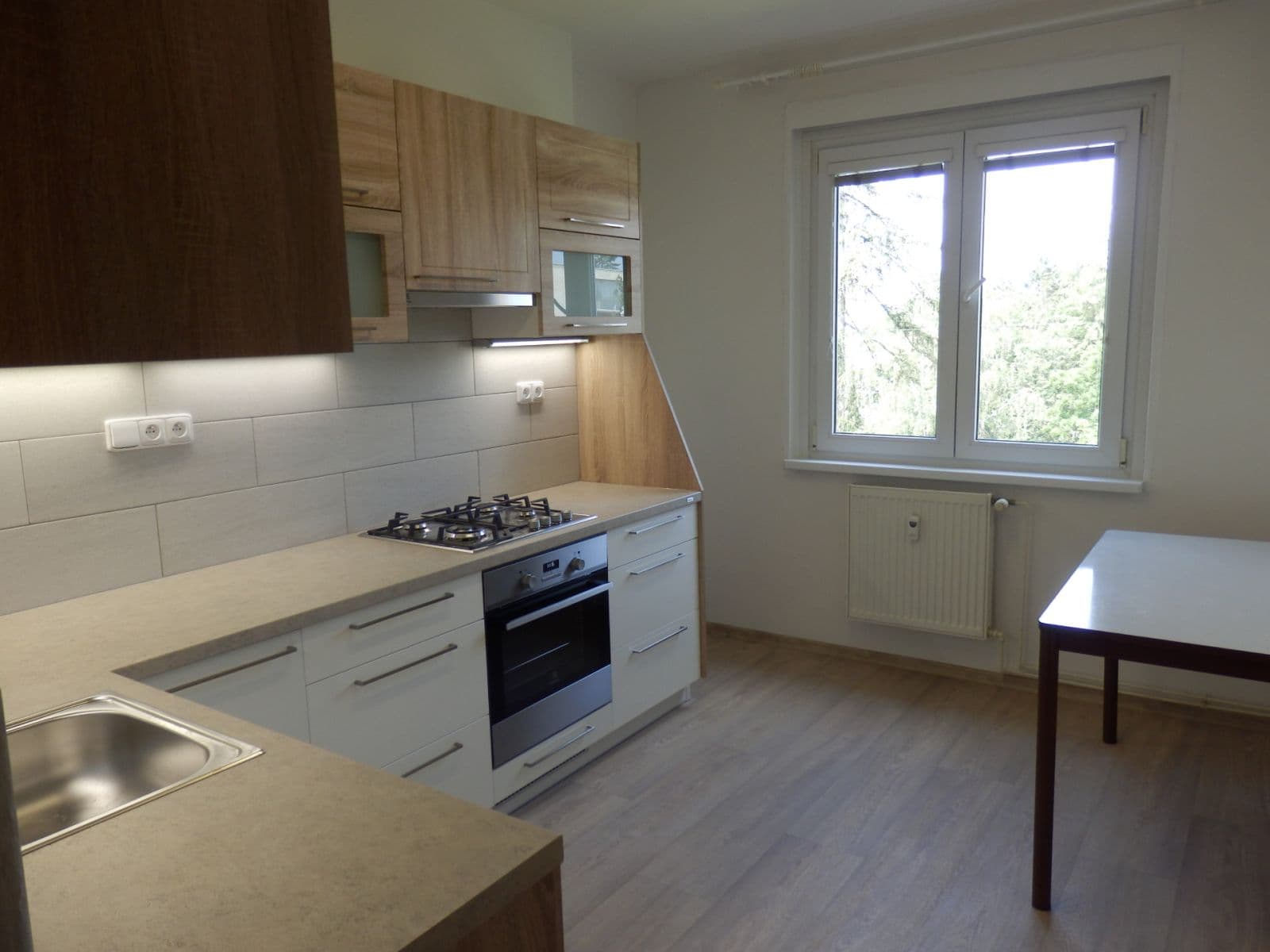 Prodej bytu 2+1 64 m², Tehovská, Praha, Praha Prodej bytu 2+1 64 m², Tehovská, Praha, Praha