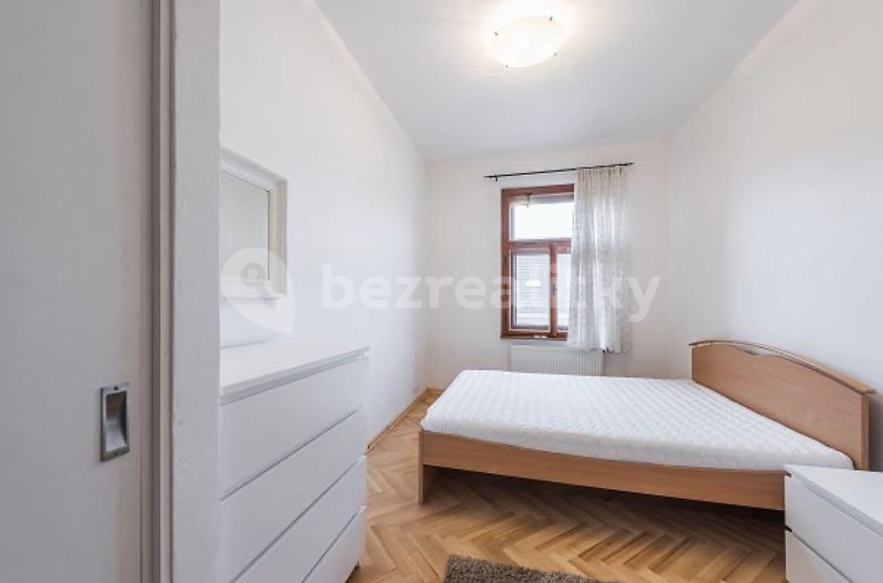 Pronájem bytu 3+1 95 m², Záhřebská, Praha, Praha Pronájem bytu 3+1 95 m², Záhřebská, Praha, Praha
