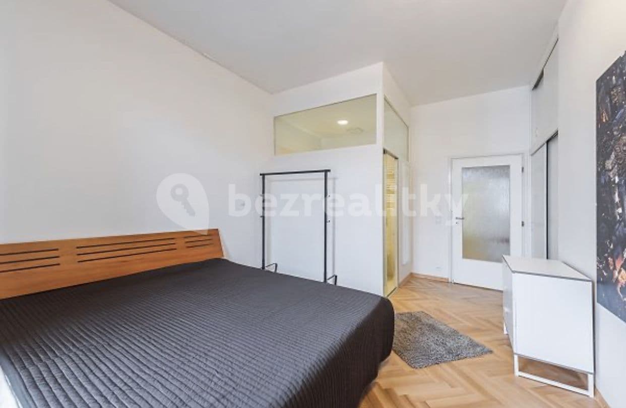 Pronájem bytu 3+1 95 m², Záhřebská, Praha, Praha Pronájem bytu 3+1 95 m², Záhřebská, Praha, Praha
