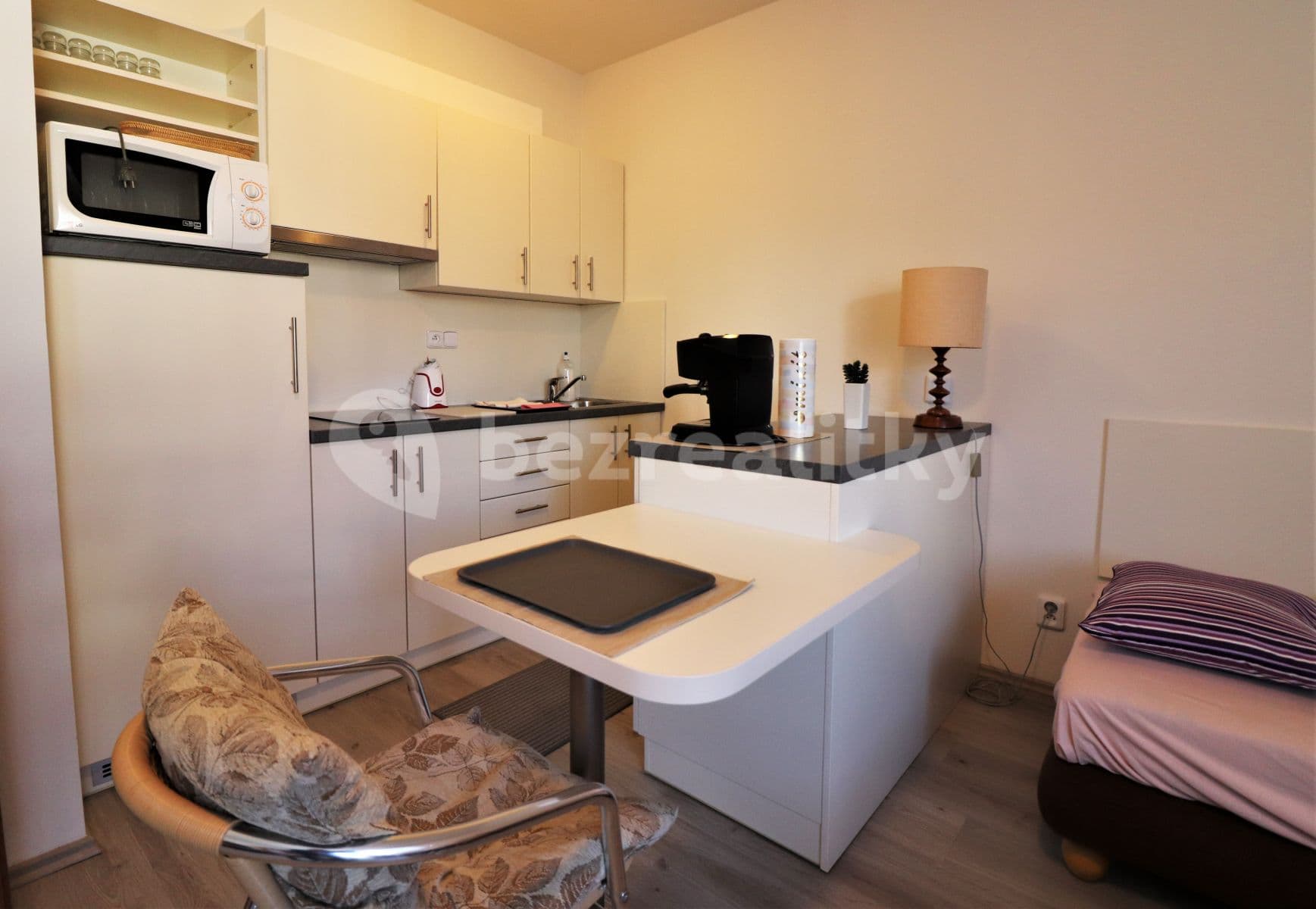 Pronájem bytu Garsoniéra 26 m², K Lánu, Praha, Praha Pronájem bytu Garsoniéra 26 m², K Lánu, Praha, Praha
