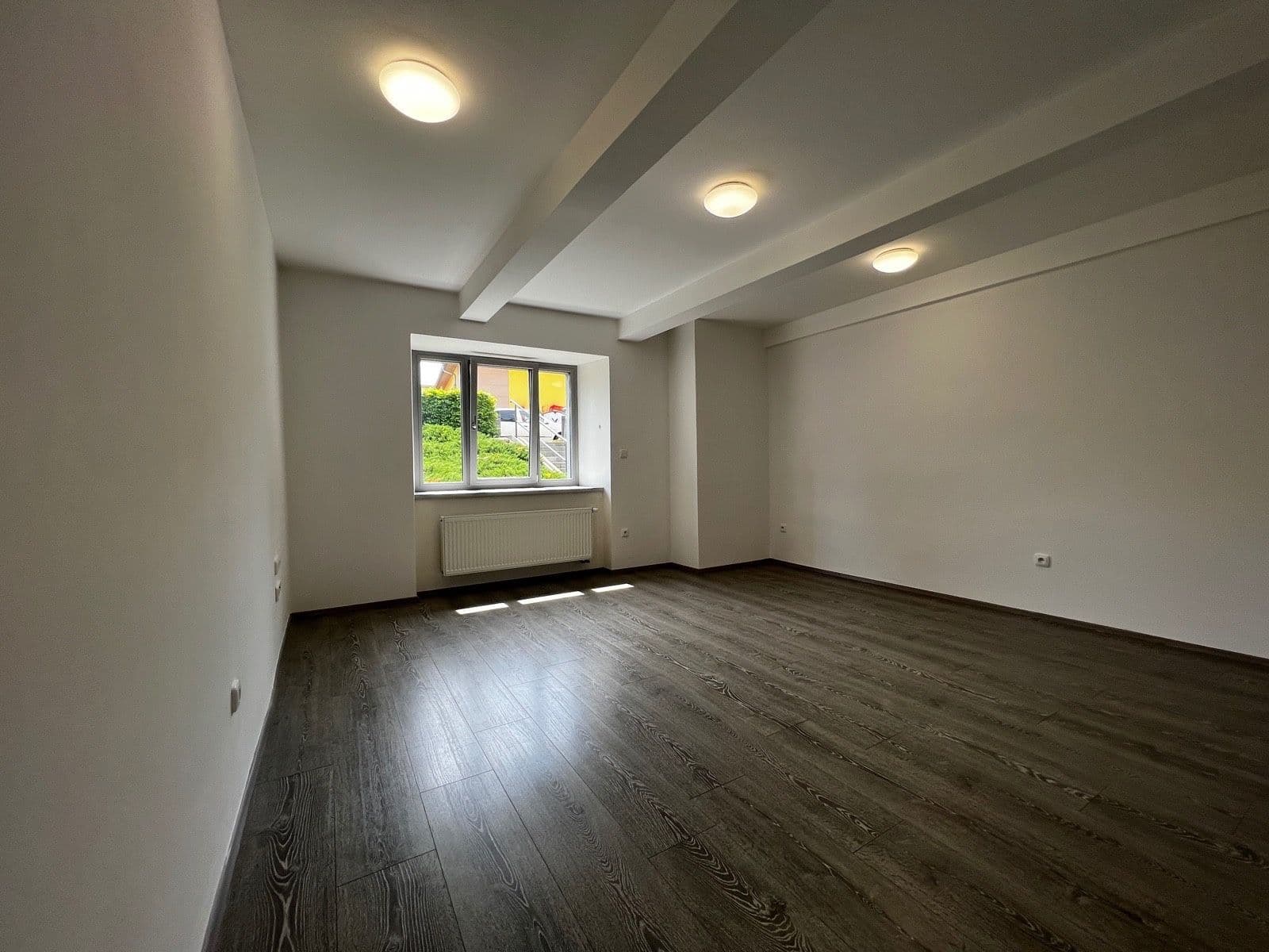Pronájem bytu 1+kk 32 m², Omská, Praha, Praha Pronájem bytu 1+kk 32 m², Omská, Praha, Praha