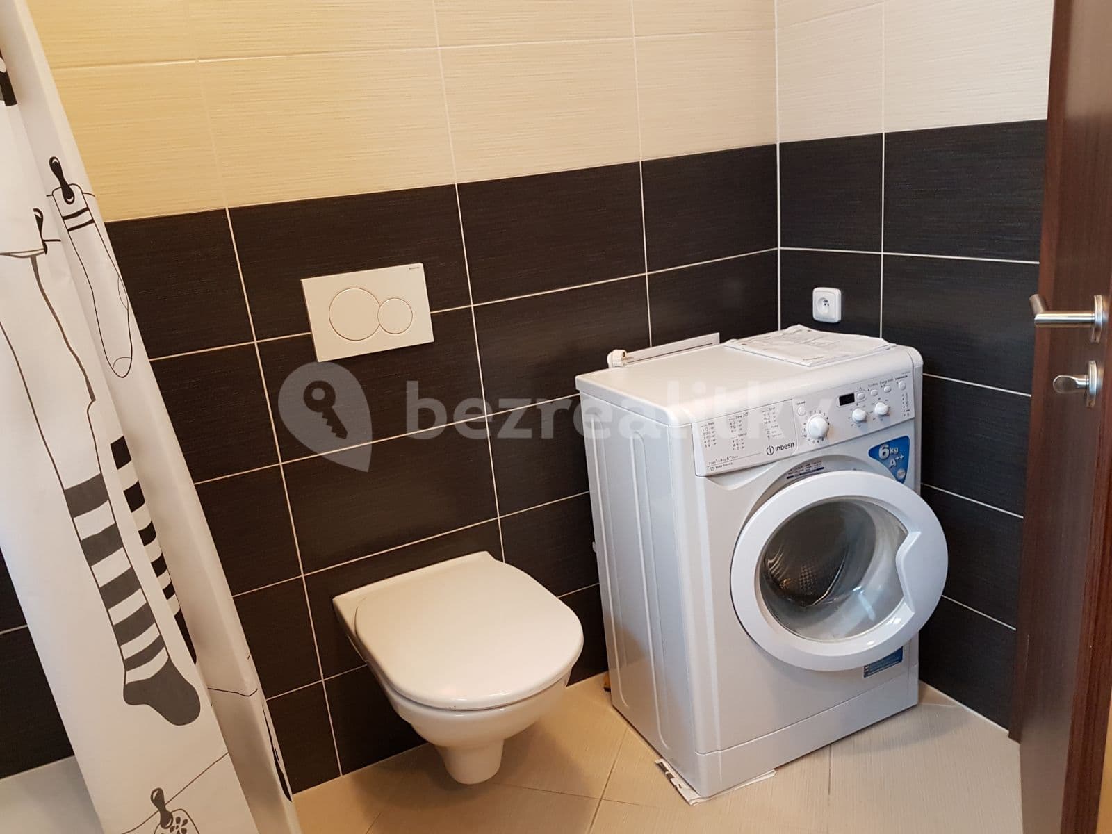 Pronájem bytu 2+kk 58 m², Honzíkova, Praha, Praha Pronájem bytu 2+kk 58 m², Honzíkova, Praha, Praha