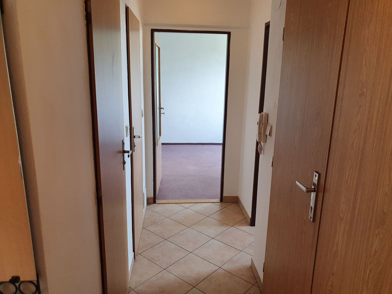Pronájem bytu 2+kk 61 m², Politických Vězňů, Plzeň, Plzeňský kraj Pronájem bytu 2+kk 61 m², Politických Vězňů, Plzeň, Plzeňský kraj