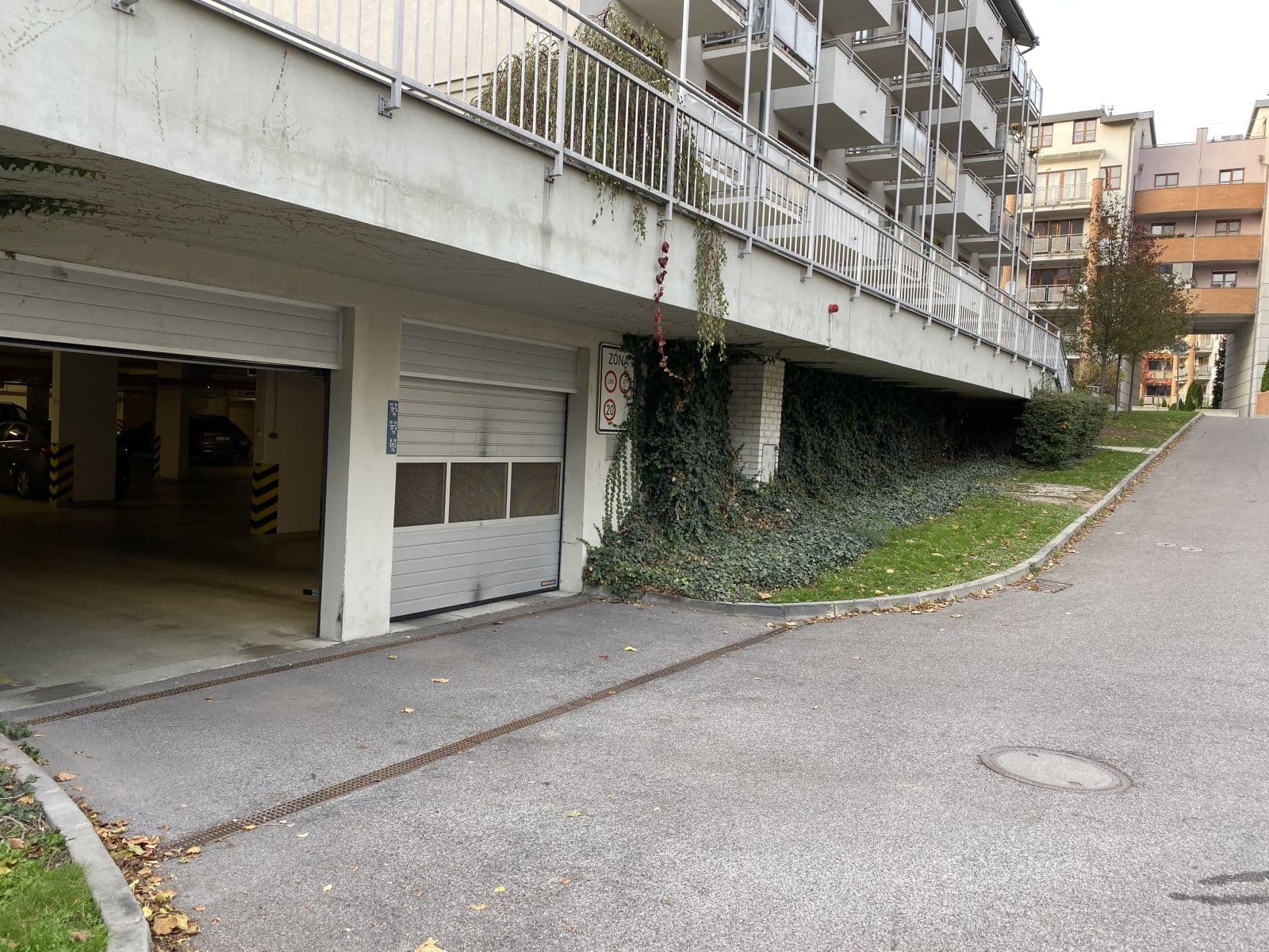 Pronájem garáže 13 m², Heinemannova, Praha, Praha Pronájem garáže 13 m², Heinemannova, Praha, Praha