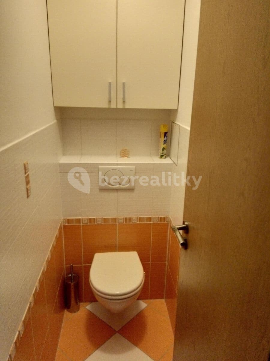 Pronájem bytu 2+kk 44 m², Komenského, Židlochovice, Jihomoravský kraj Pronájem bytu 2+kk 44 m², Komenského, Židlochovice, Jihomoravský kraj