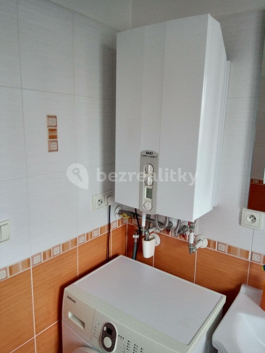 Pronájem bytu 2+kk 44 m², Komenského, Židlochovice, Jihomoravský kraj Pronájem bytu 2+kk 44 m², Komenského, Židlochovice, Jihomoravský kraj
