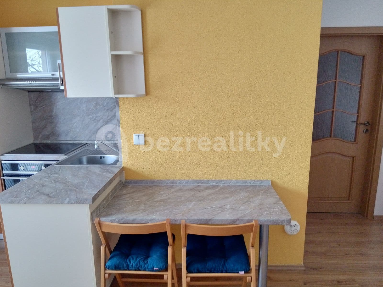 Pronájem bytu 2+kk 44 m², Komenského, Židlochovice, Jihomoravský kraj Pronájem bytu 2+kk 44 m², Komenského, Židlochovice, Jihomoravský kraj