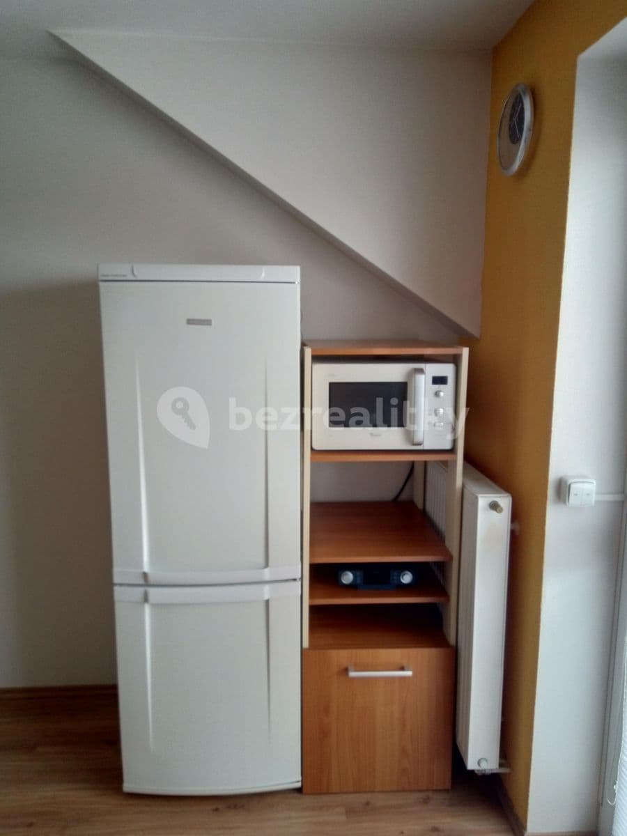 Pronájem bytu 2+kk 44 m², Komenského, Židlochovice, Jihomoravský kraj Pronájem bytu 2+kk 44 m², Komenského, Židlochovice, Jihomoravský kraj