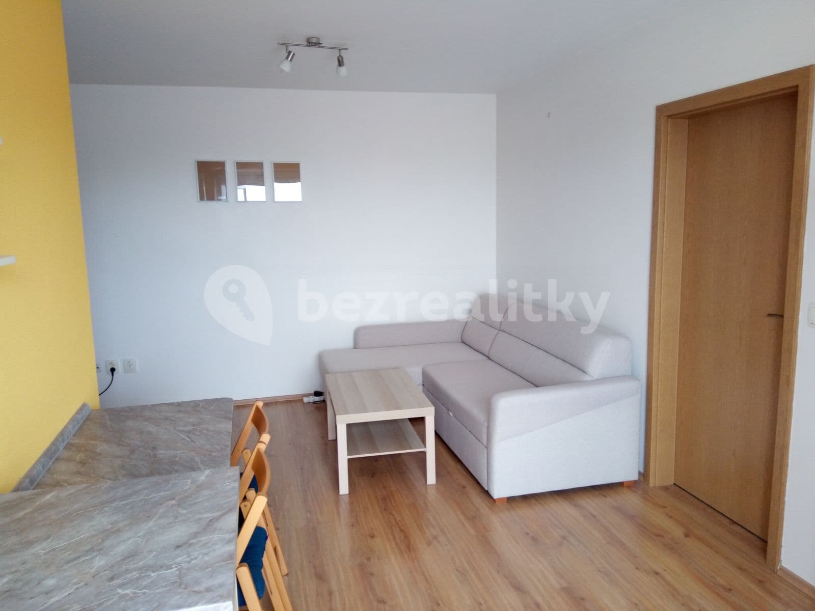 Pronájem bytu 2+kk 44 m², Komenského, Židlochovice, Jihomoravský kraj Pronájem bytu 2+kk 44 m², Komenského, Židlochovice, Jihomoravský kraj