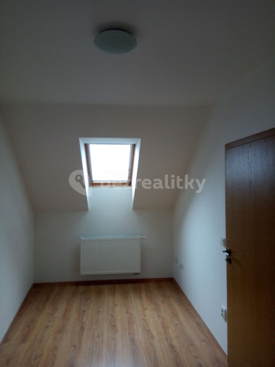 Pronájem bytu 2+kk 44 m², Komenského, Židlochovice, Jihomoravský kraj Pronájem bytu 2+kk 44 m², Komenského, Židlochovice, Jihomoravský kraj