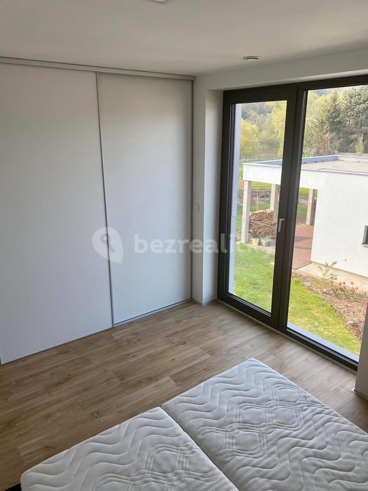 Pronájem bytu 2+kk 73 m², 5. května, Dobřichovice, Středočeský kraj Pronájem bytu 2+kk 73 m², 5. května, Dobřichovice, Středočeský kraj