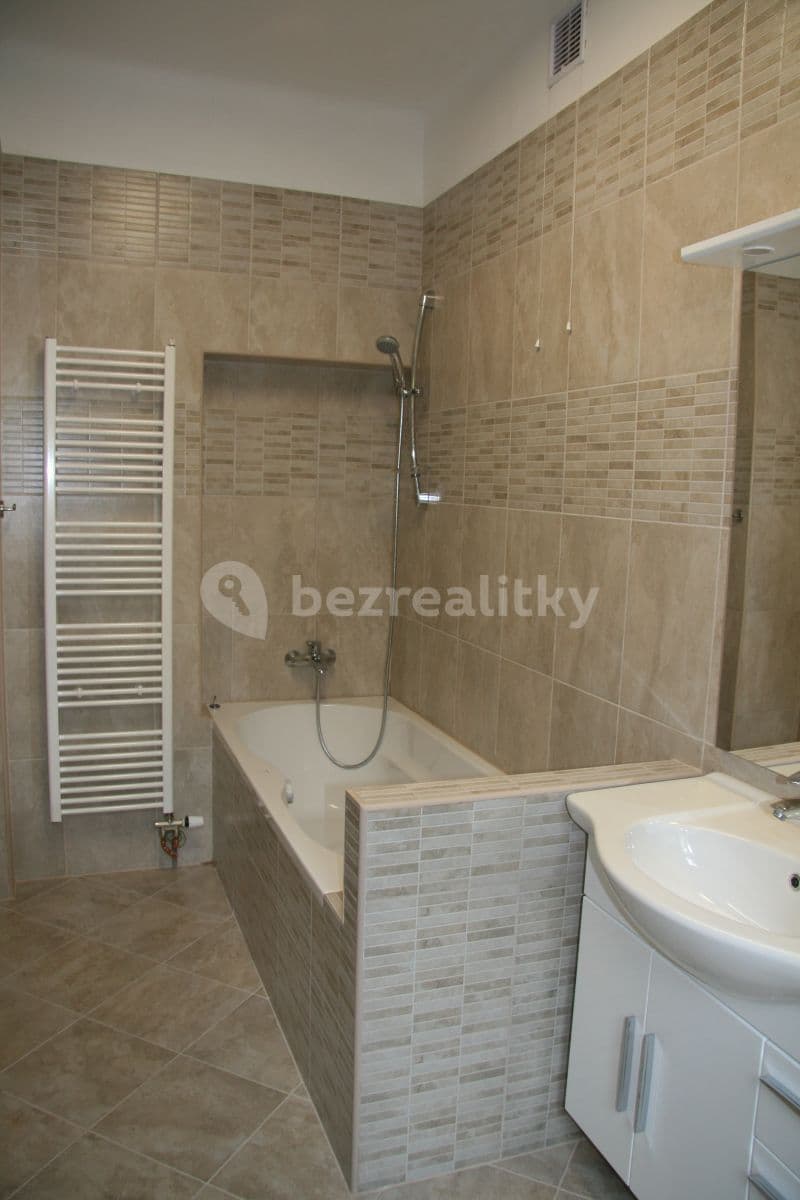 Pronájem bytu 3+1 85 m², Valdštejnská, Liberec, Liberecký kraj Pronájem bytu 3+1 85 m², Valdštejnská, Liberec, Liberecký kraj