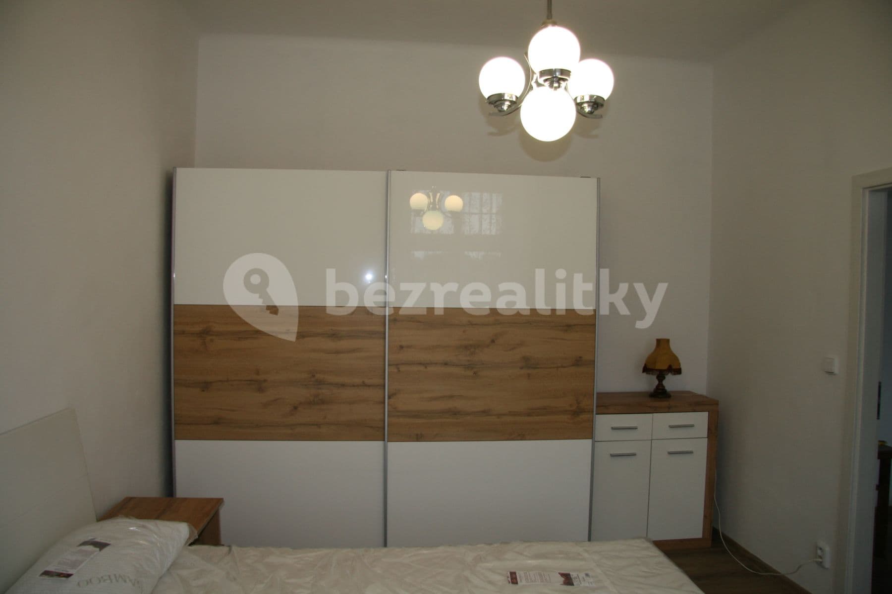 Pronájem bytu 3+1 85 m², Valdštejnská, Liberec, Liberecký kraj Pronájem bytu 3+1 85 m², Valdštejnská, Liberec, Liberecký kraj