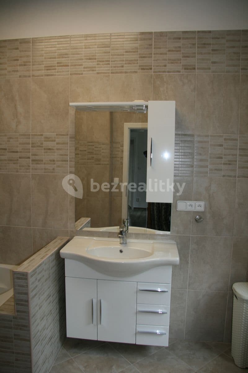 Pronájem bytu 3+1 85 m², Valdštejnská, Liberec, Liberecký kraj Pronájem bytu 3+1 85 m², Valdštejnská, Liberec, Liberecký kraj