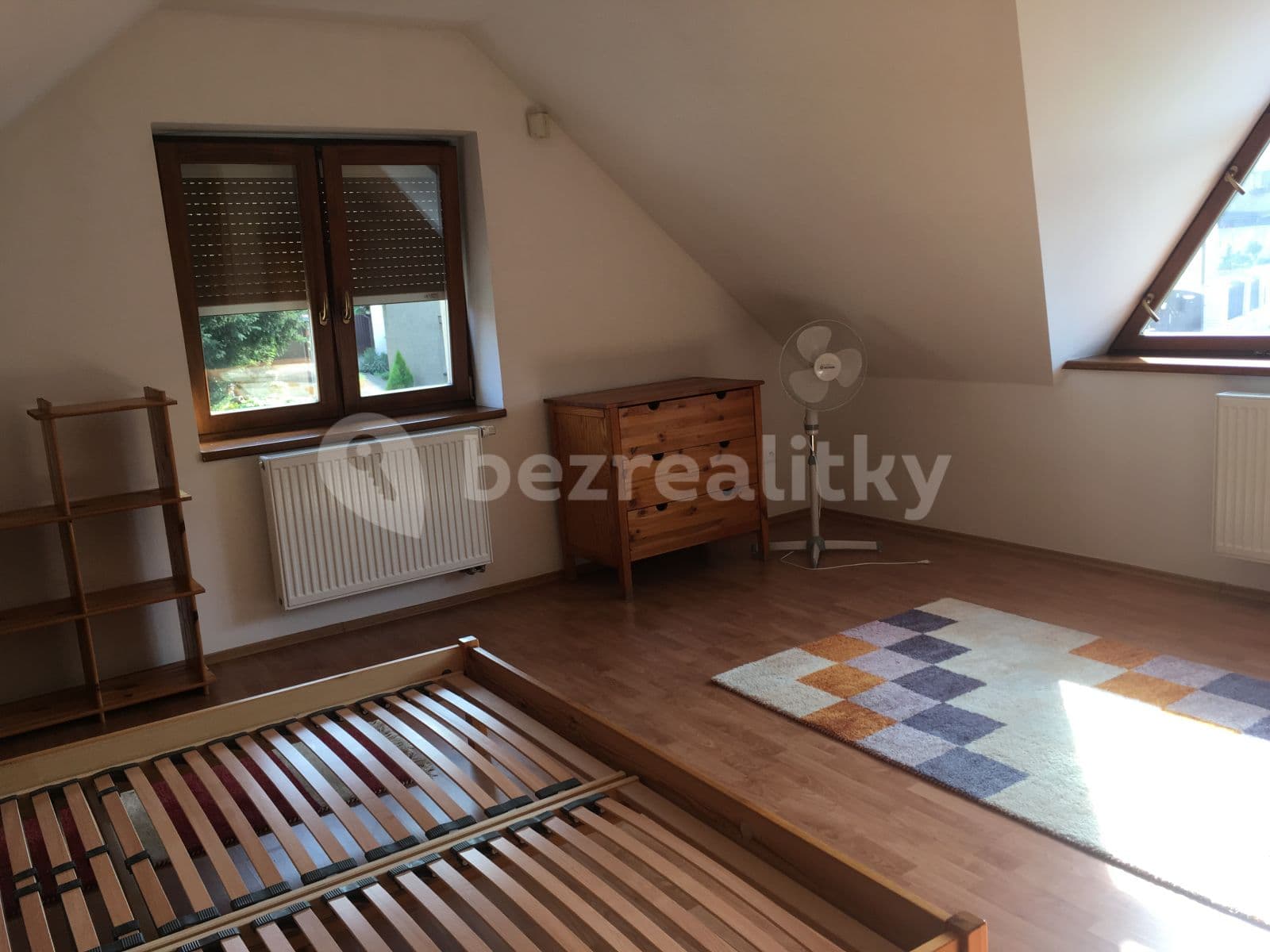 Pronájem domu 131 m², pozemek 325 m², Nelahozeves, Středočeský kraj Pronájem domu 131 m², pozemek 325 m², Nelahozeves, Středočeský kraj