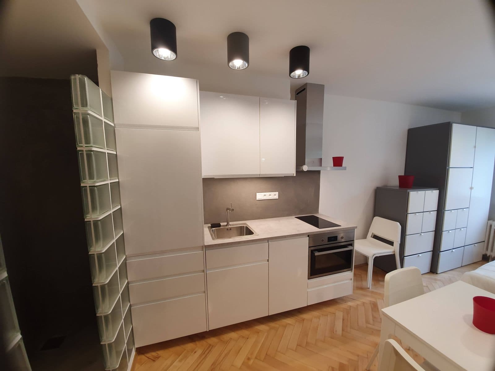 Pronájem bytu Garsoniéra 28 m², Kamerunská, Praha, Praha Pronájem bytu Garsoniéra 28 m², Kamerunská, Praha, Praha