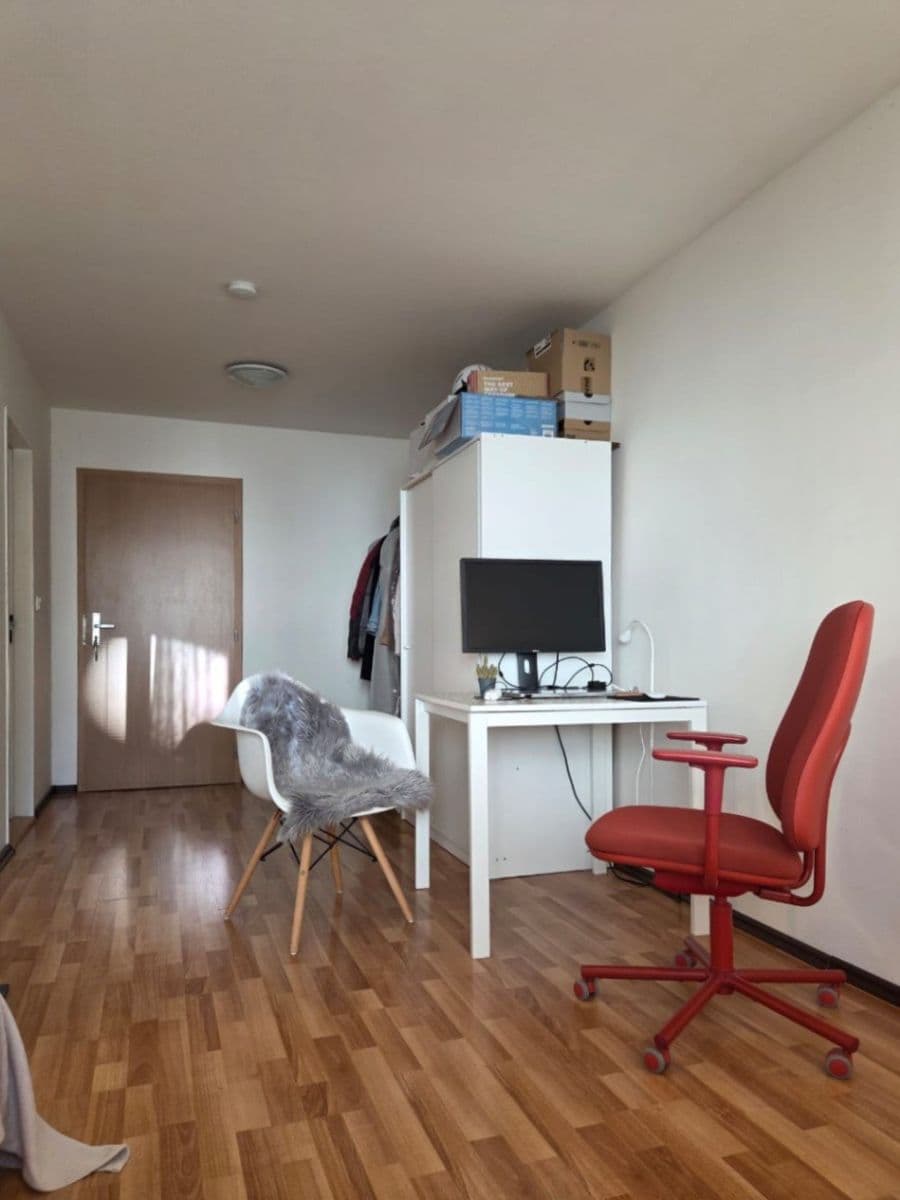 Pronájem bytu 1+kk 25 m², Zbynická, Praha, Praha Pronájem bytu 1+kk 25 m², Zbynická, Praha, Praha
