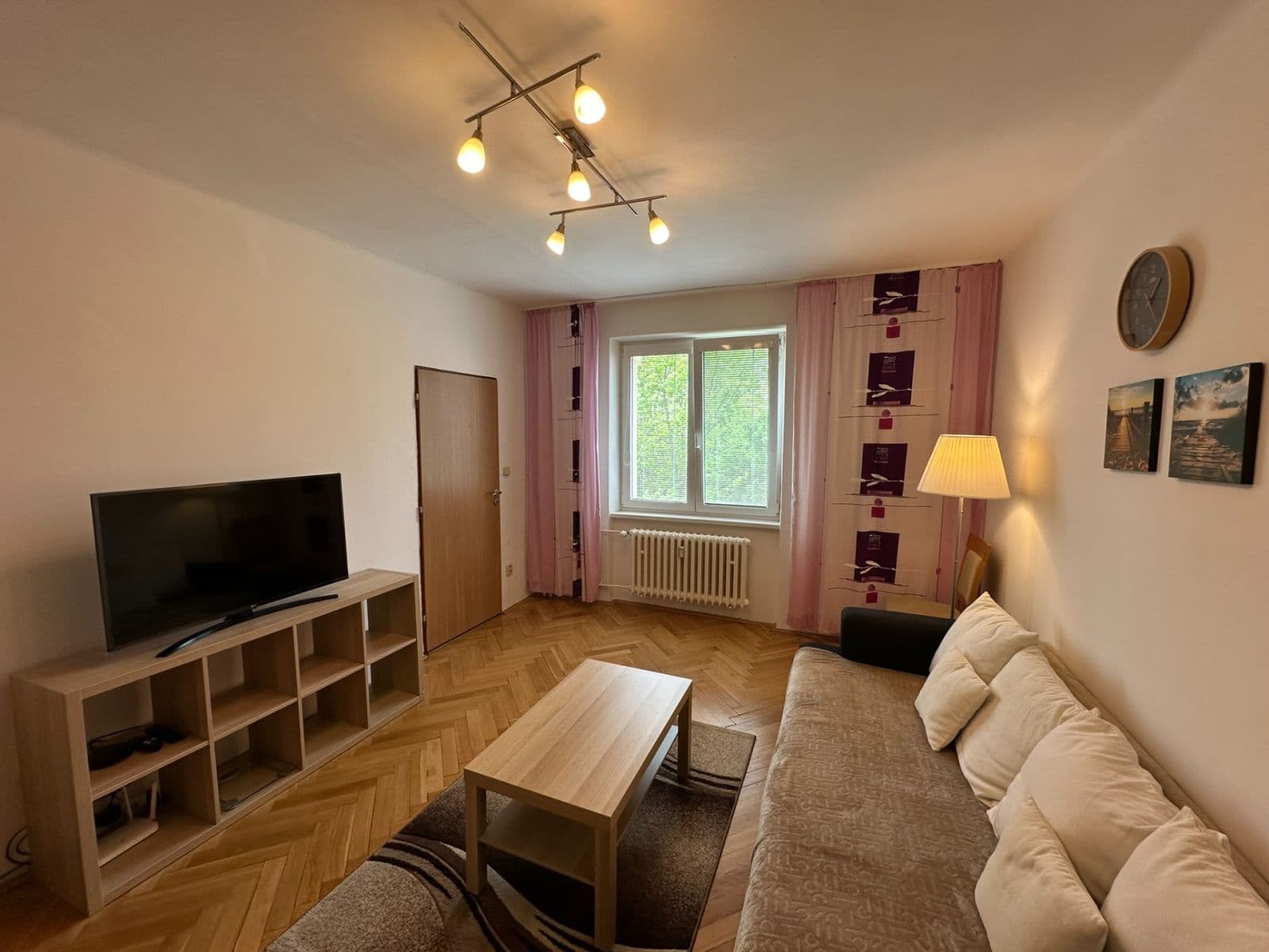 Pronájem bytu 2+1 55 m², Uránová, Ružinov, Bratislavský kraj Pronájem bytu 2+1 55 m², Uránová, Ružinov, Bratislavský kraj