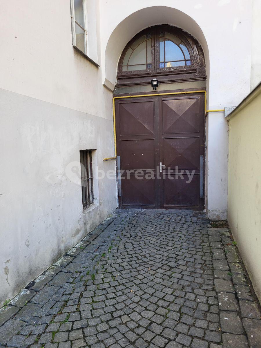 Pronájem garáže 15 m², Legerova, Praha, Praha