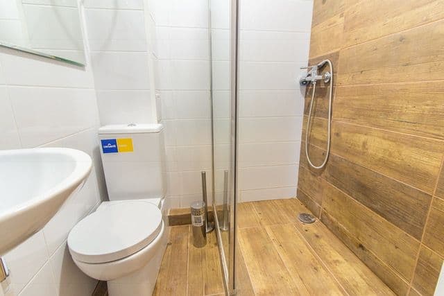 Pronájem bytu 1+kk 25 m², Plynární, Praha, Praha Pronájem bytu 1+kk 25 m², Plynární, Praha, Praha