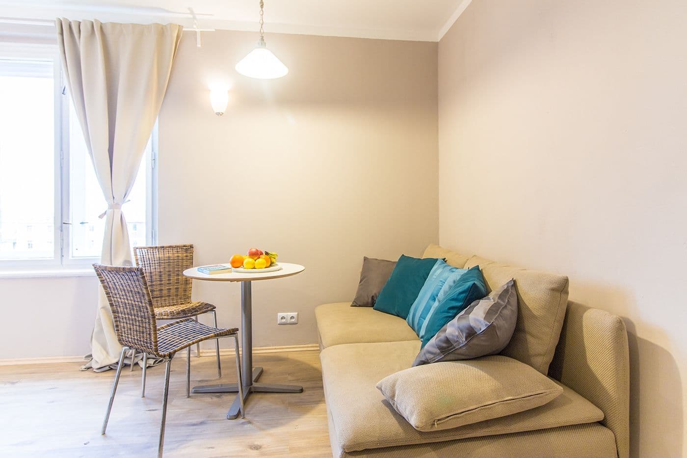 Pronájem bytu 1+kk 25 m², Plynární, Praha, Praha Pronájem bytu 1+kk 25 m², Plynární, Praha, Praha
