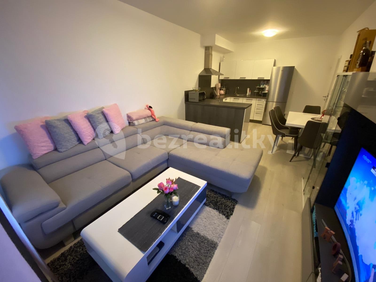 Pronájem bytu 2+kk 53 m², Honzíkova, Praha, Praha Pronájem bytu 2+kk 53 m², Honzíkova, Praha, Praha