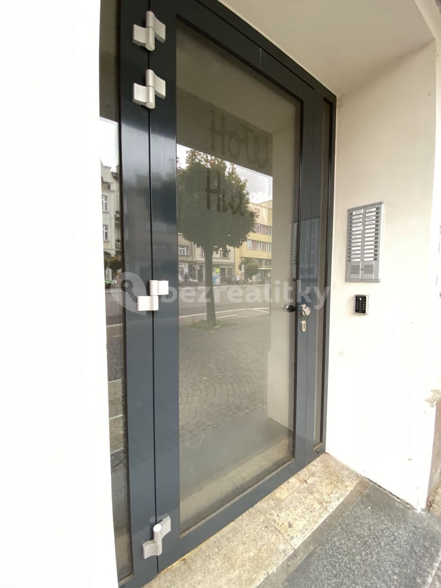 Pronájem bytu 1+kk 18 m², Riegrovo Náměstí, Poděbrady, Středočeský kraj Pronájem bytu 1+kk 18 m², Riegrovo Náměstí, Poděbrady, Středočeský kraj