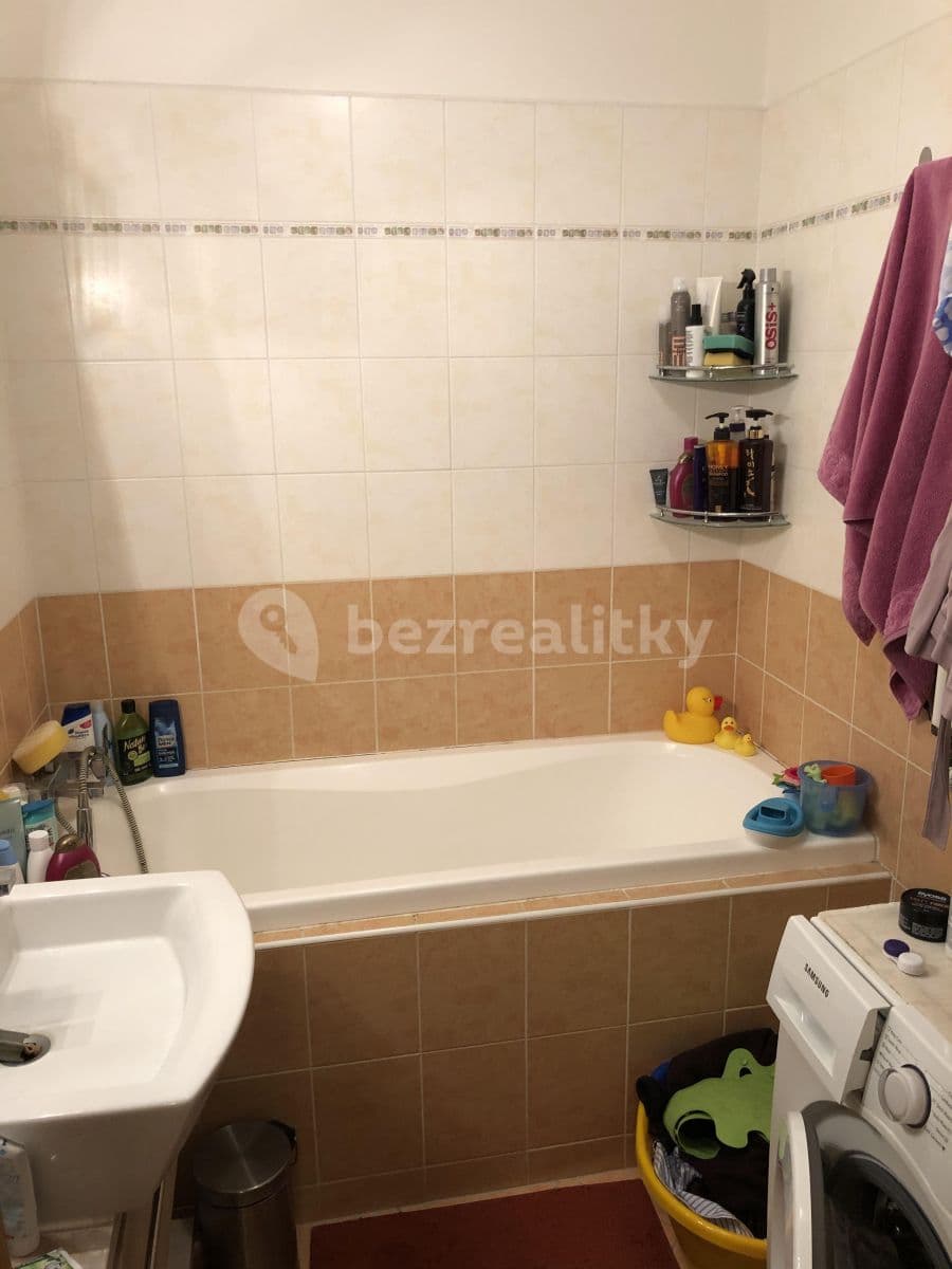 Pronájem bytu 2+kk 67 m², Osadní, Praha, Praha Pronájem bytu 2+kk 67 m², Osadní, Praha, Praha
