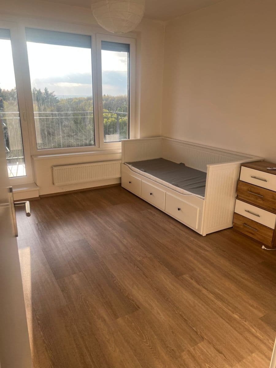 Pronájem bytu 4+1 110 m², Padovská, Praha, Praha Pronájem bytu 4+1 110 m², Padovská, Praha, Praha