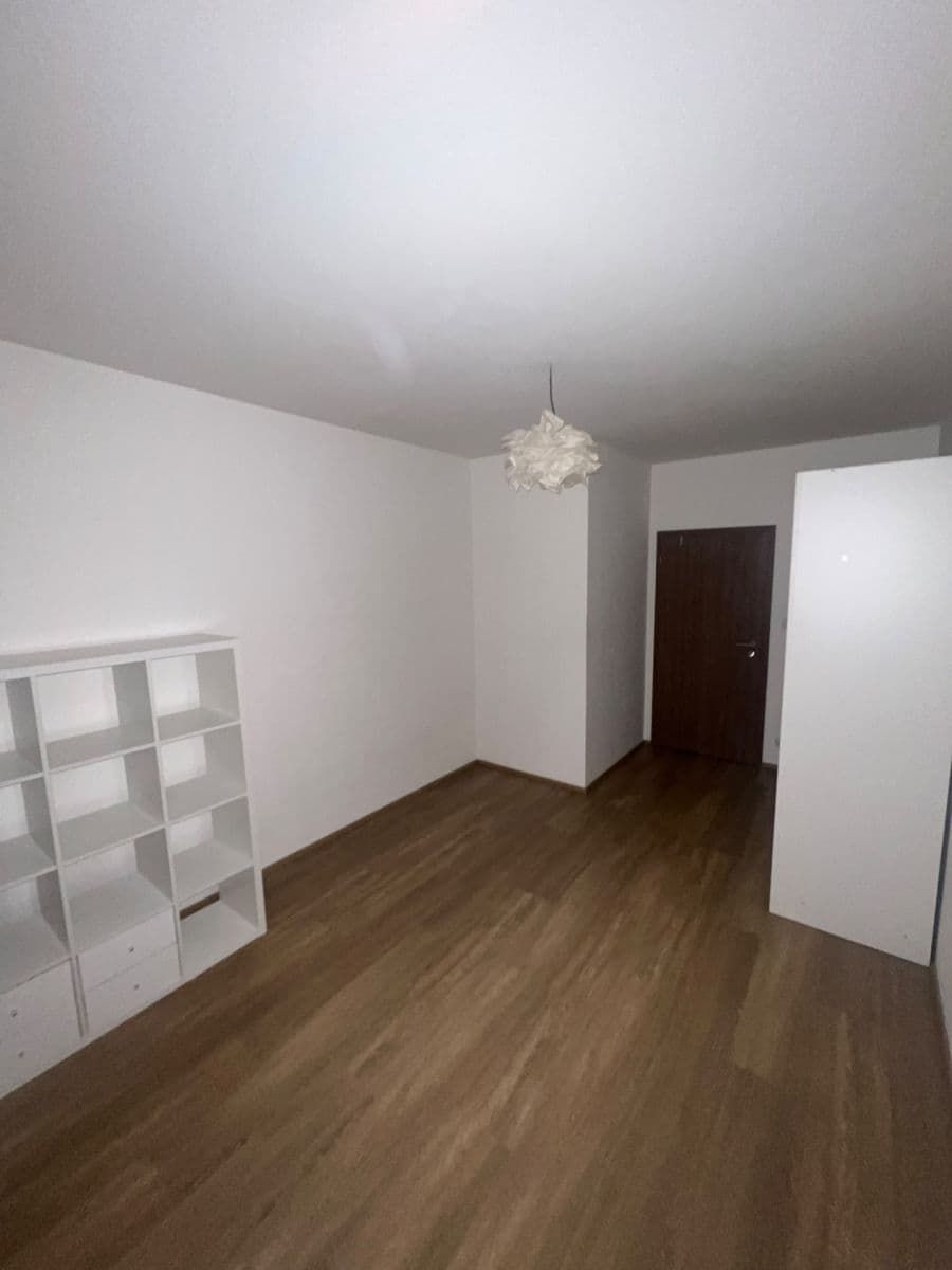 Pronájem bytu 4+1 110 m², Padovská, Praha, Praha Pronájem bytu 4+1 110 m², Padovská, Praha, Praha
