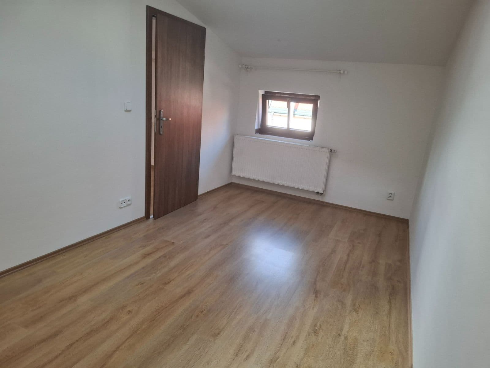 Pronájem bytu 2+kk 66 m², Beroun, Beroun, Středočeský kraj Pronájem bytu 2+kk 66 m², Beroun, Beroun, Středočeský kraj