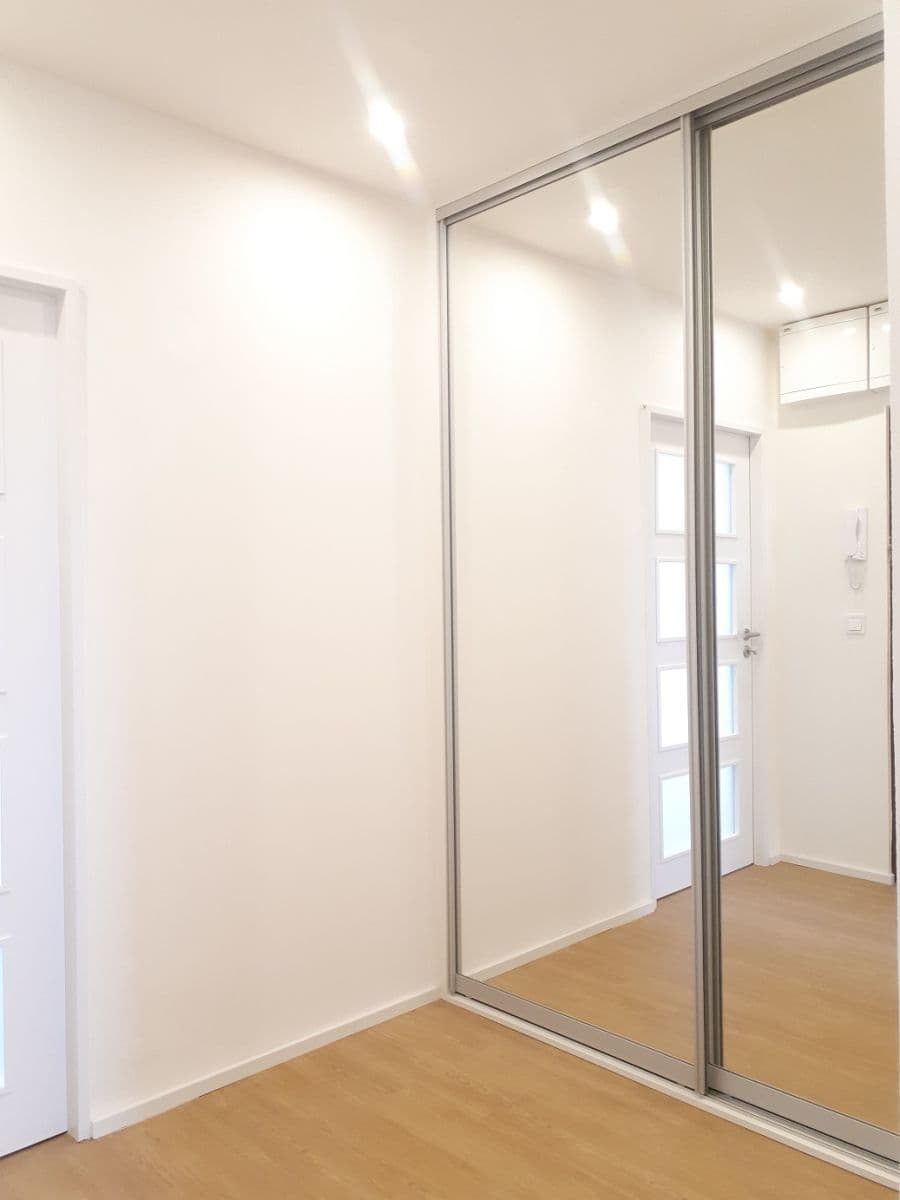Pronájem bytu 3+kk 72 m², Frostova, Praha, Praha Pronájem bytu 3+kk 72 m², Frostova, Praha, Praha